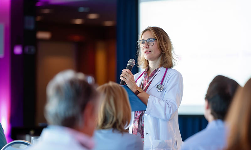 Conférences à la demande